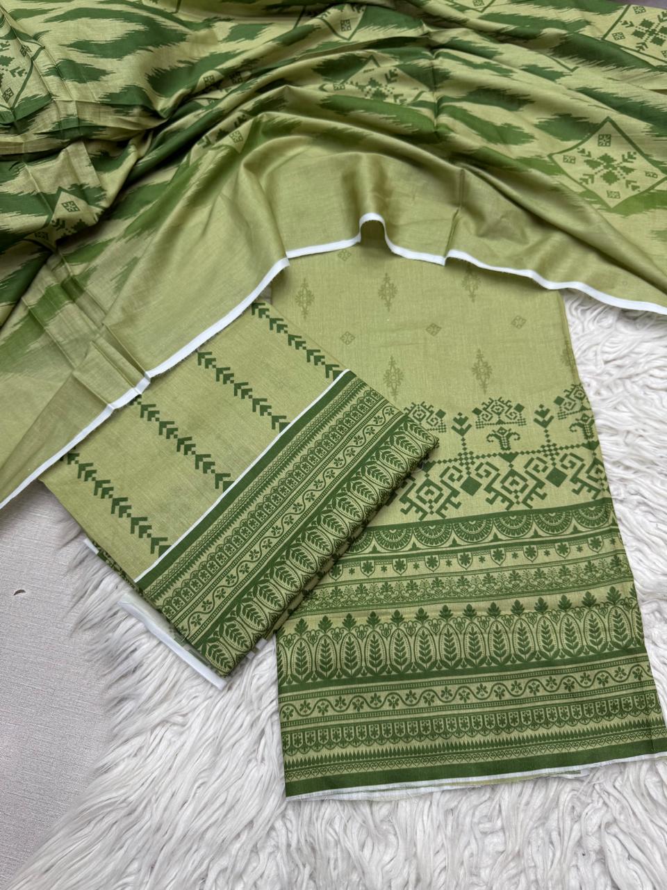 2Pc Al Karam Lawn Kameez & Dupatta - #34728