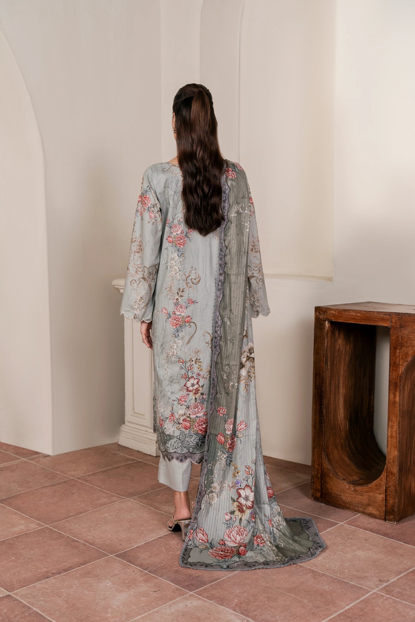 3Pc Firdous Cambric Printed Suit - D755