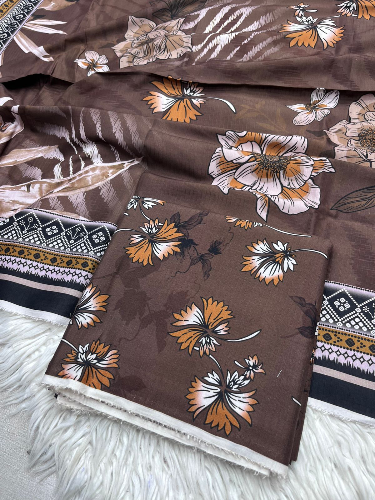 3Pc BanaDora Linen Allover Suit - 003