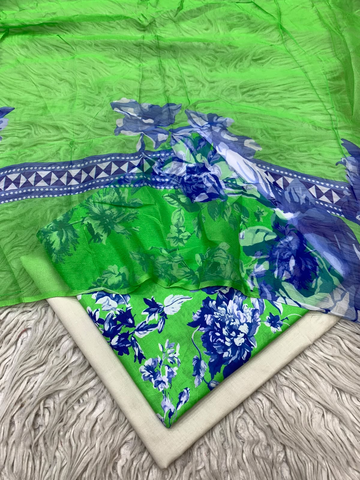 90x88 3Pc Premium Lawn Suit Vol-0020