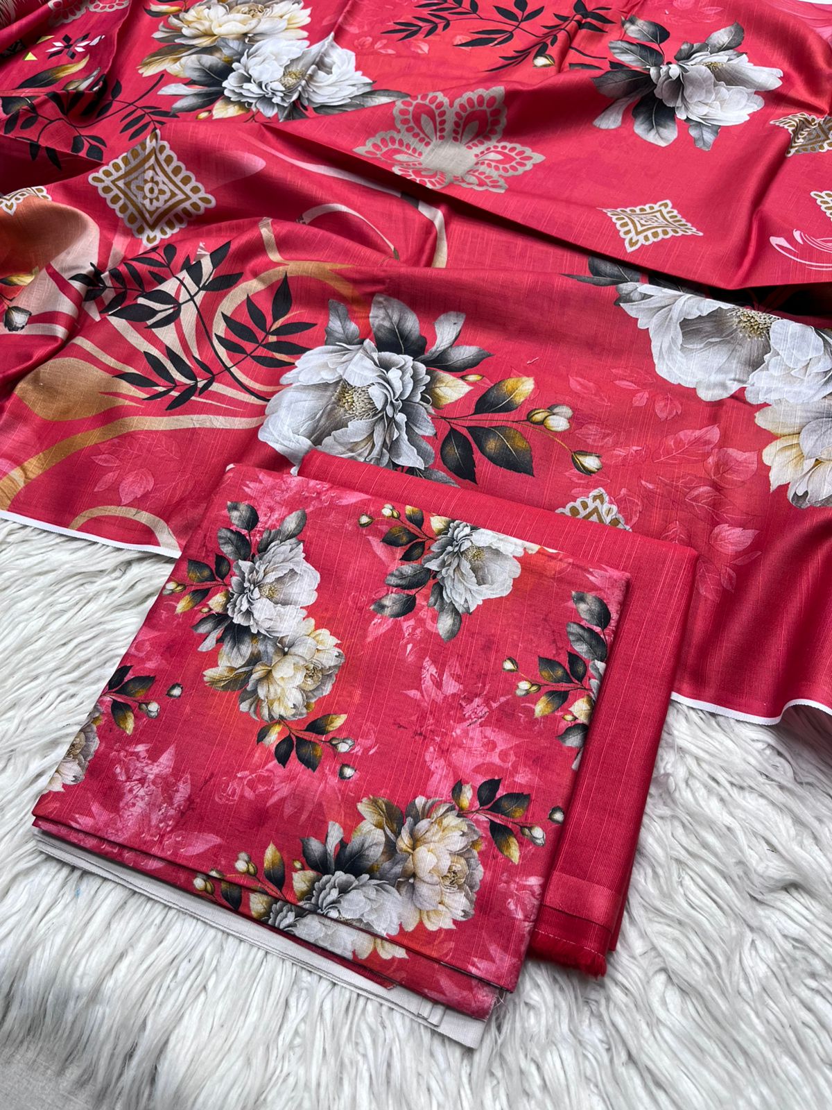 3Pc Slub Khaddar Unstitched Suit - 0085