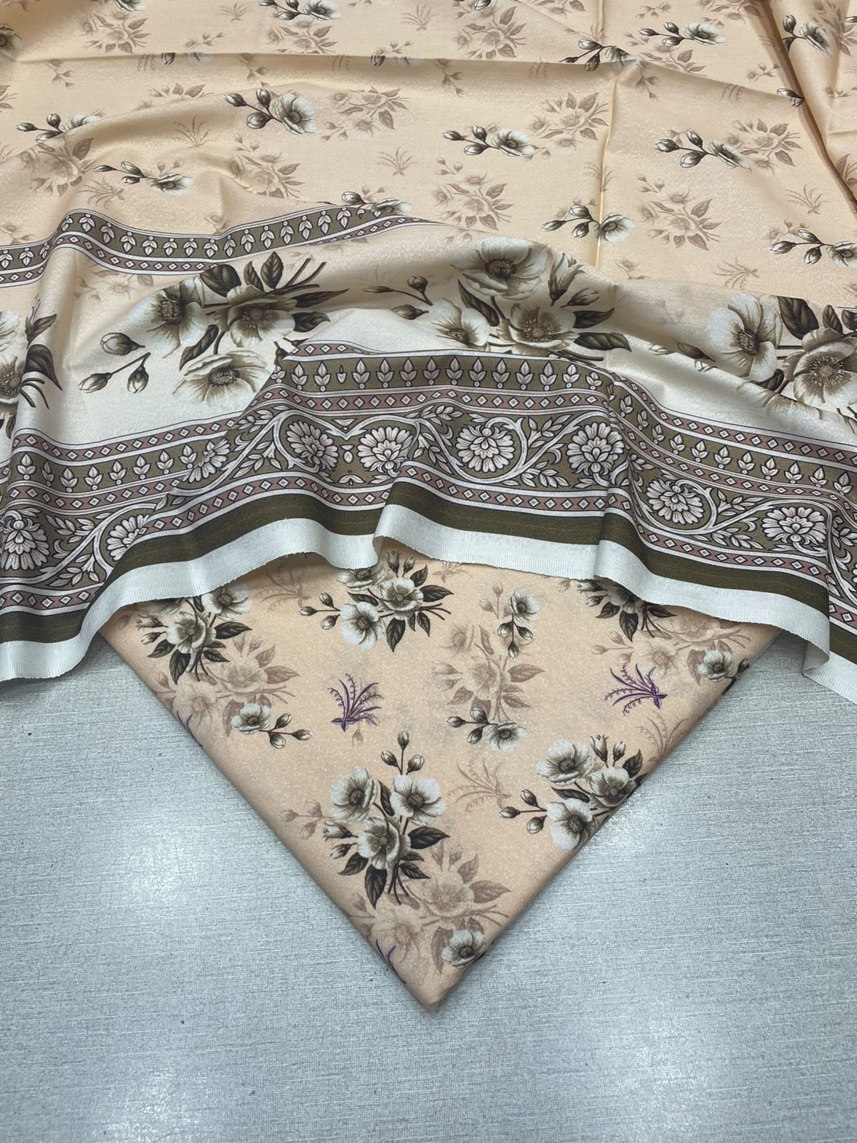 2Pc Karandi Kameez & Dupatta Suits 65