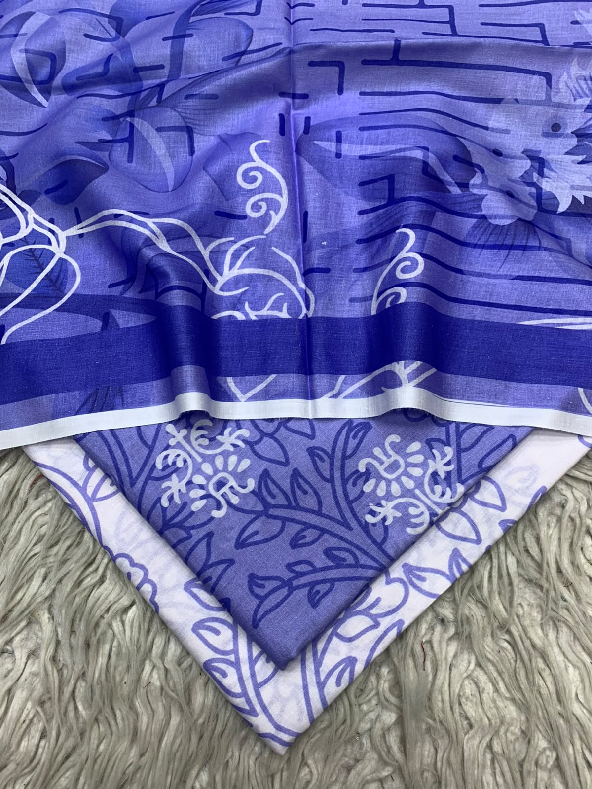 Sapphire 3Pc Lawn Kurta Shalwar Style Design 499