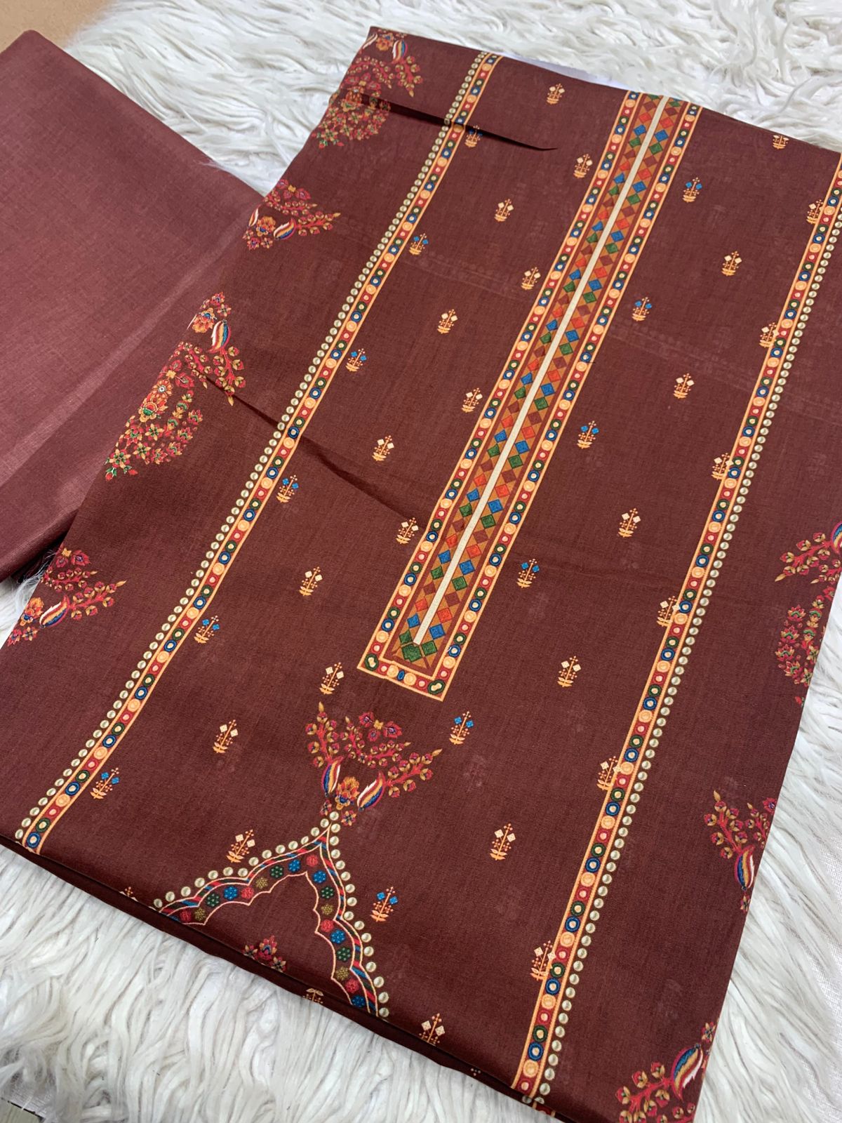 2Pc Bin Noor Fab Lawn Kameez & Dyed Trouser Suit Vol-39