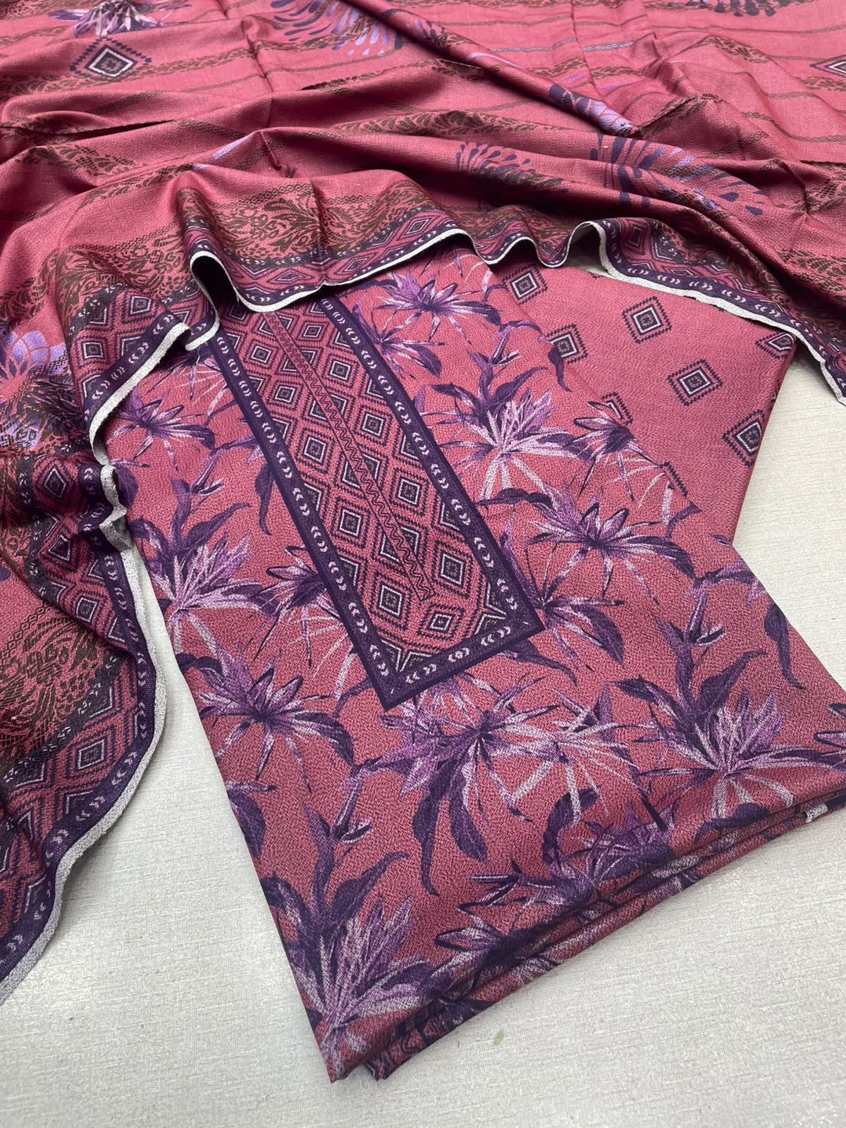 3Pc Sapphire Dhanak Unstitched Suit 0157