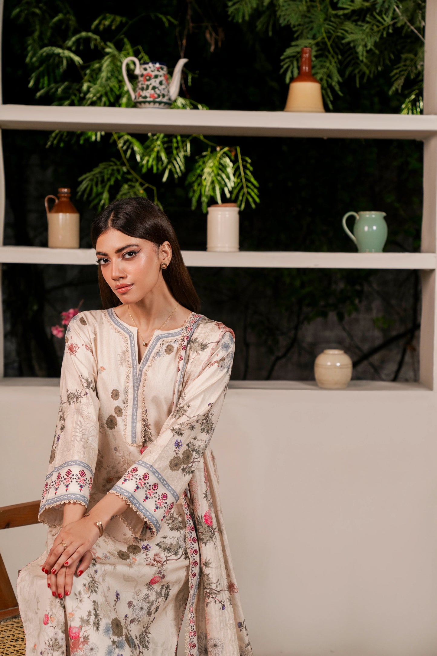 2Pc Firdous Kameez & Trouser Suit - D751