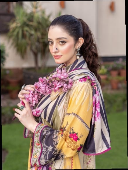 Noura - Printed - Lawn - 3pc - D110