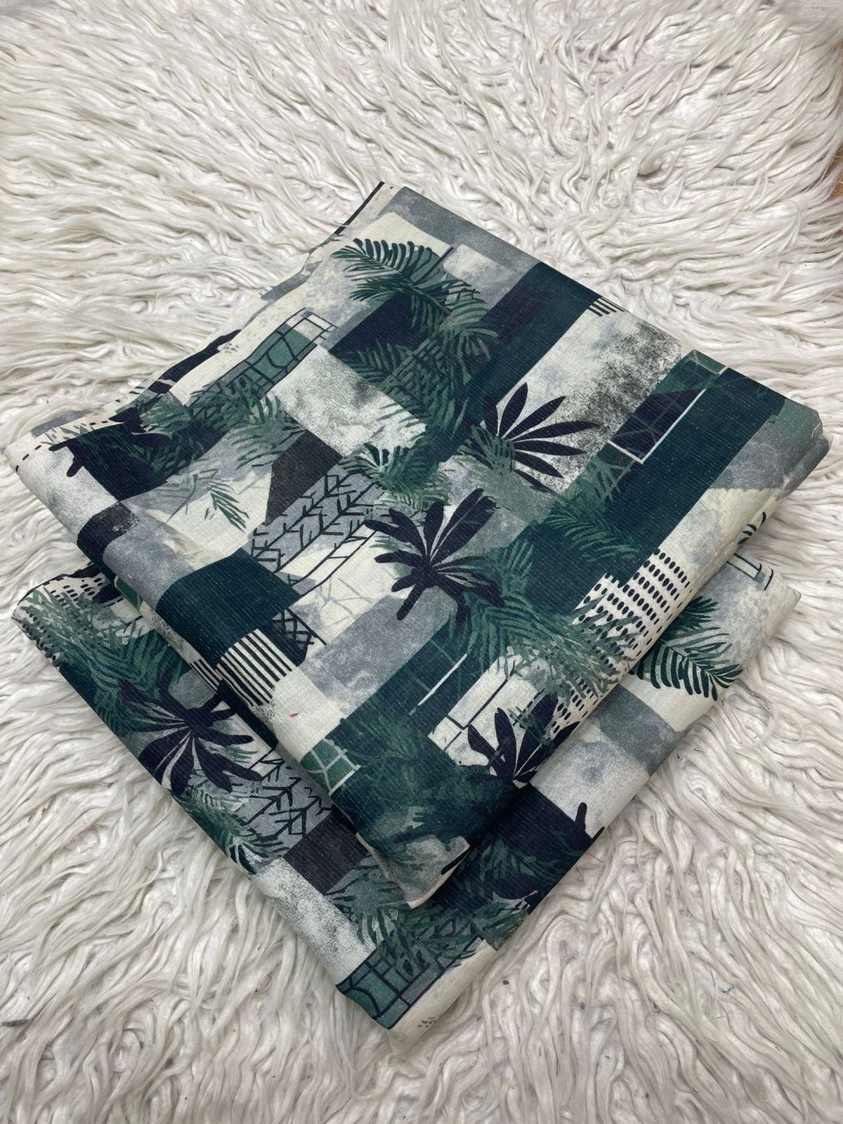 2Pc Silvery Lawn Digital Printed Suit 544