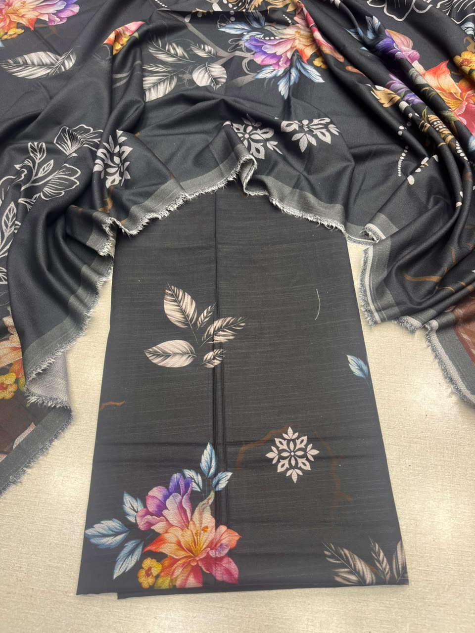 2Pc Slub Dhanak Kameez & Dupatta Unstitched Suit 76