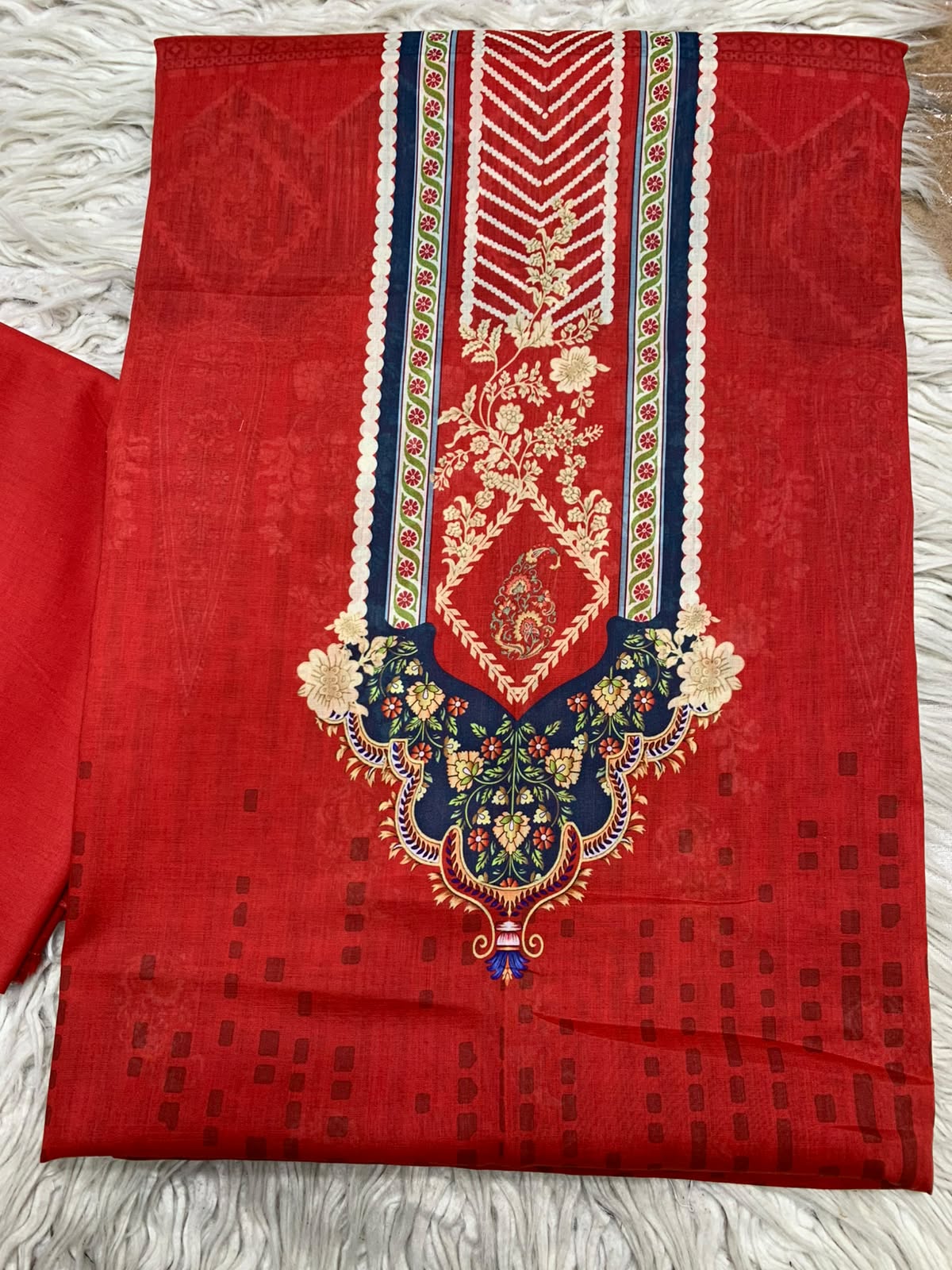 2Pc Printed Lawn Unstitched Suit 68