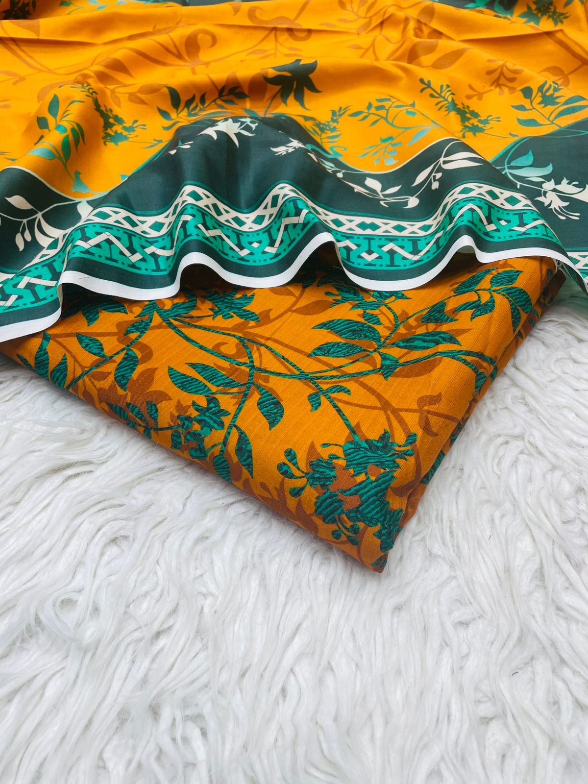 3Pc BanaDora Viscose Allover Suit - 391