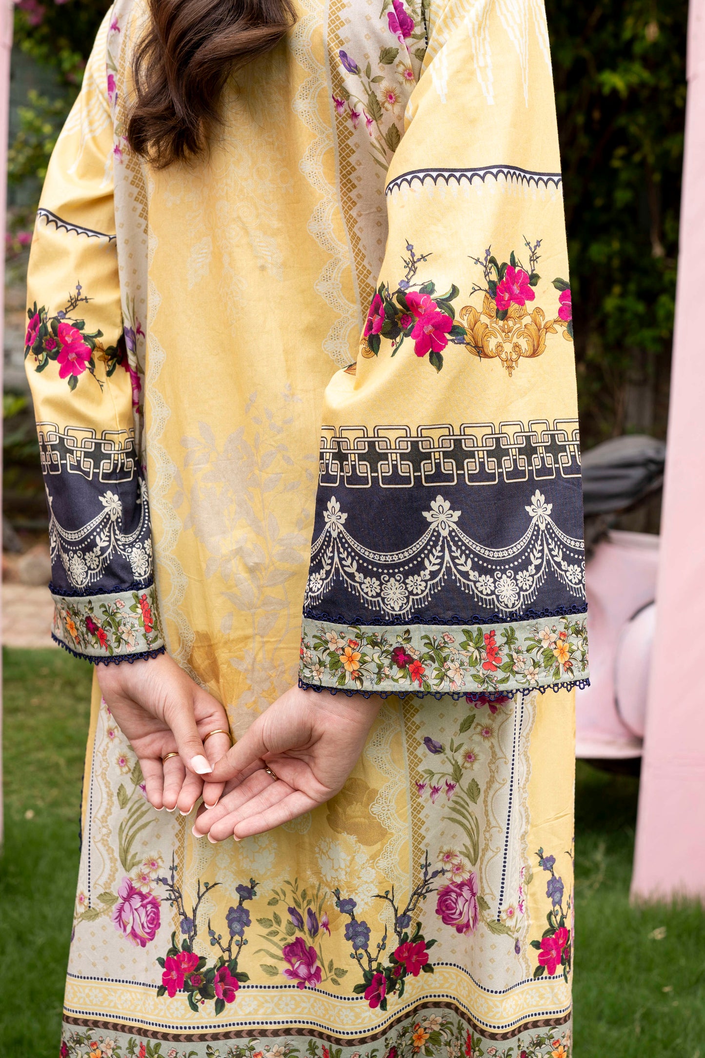 90/88 3Pc Firdous Lawn Suit 927