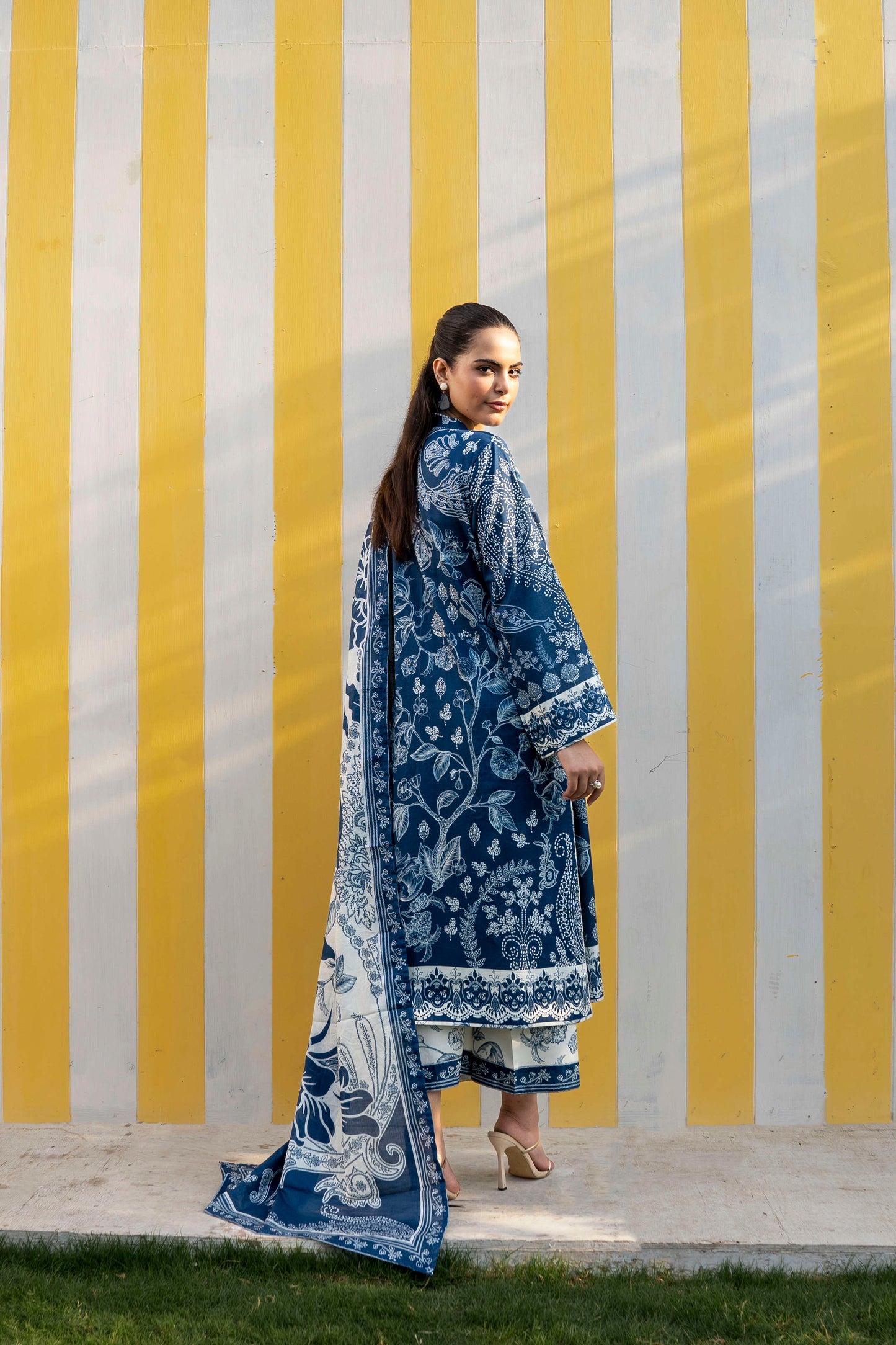 Firdous Kameez & Trouser - D #929