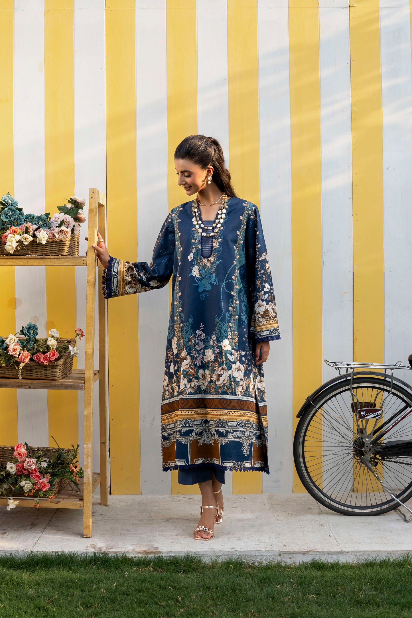 Firdous - Printed - Lawn - 3pc - D911