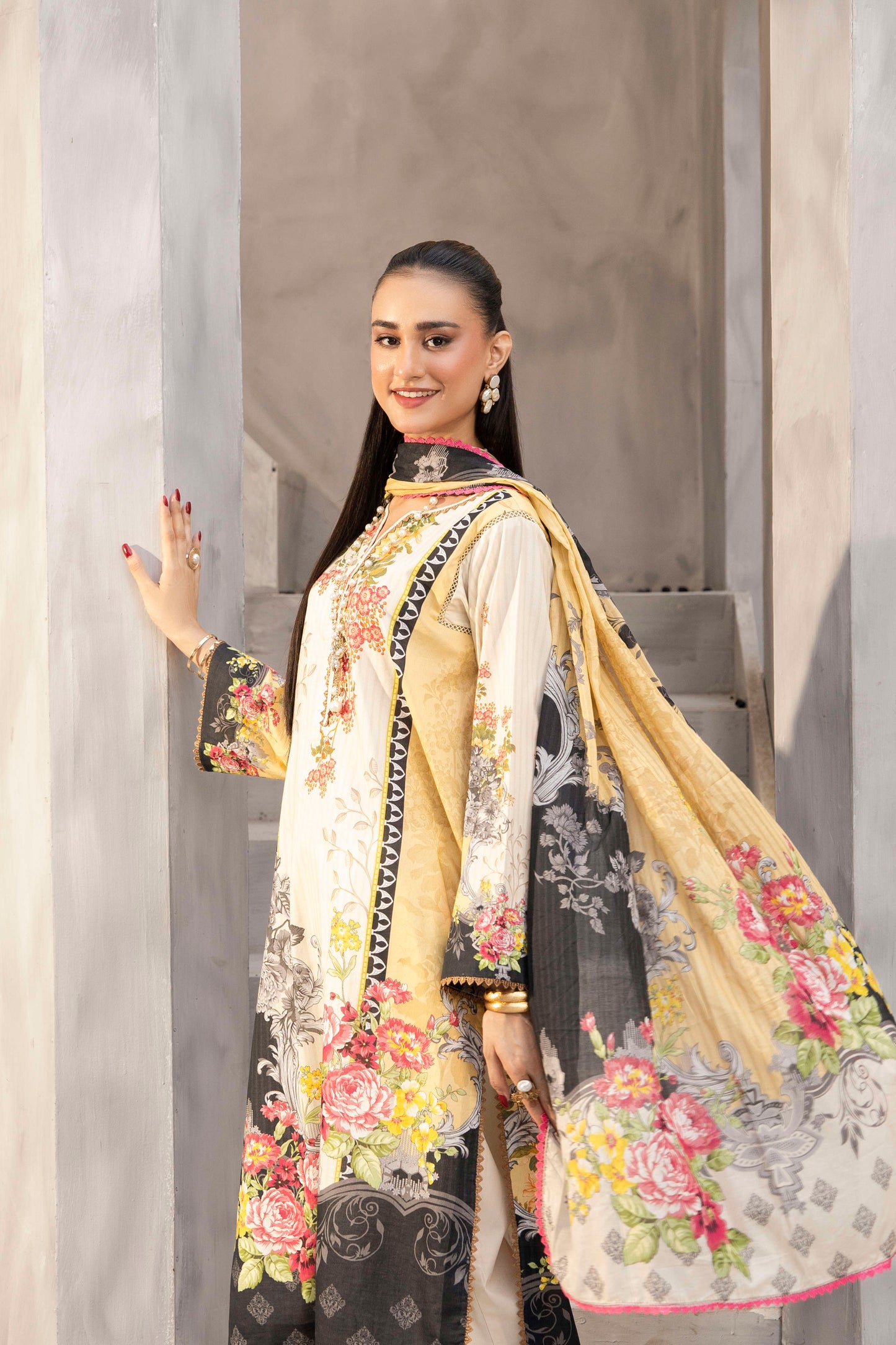 Firdous Kameez & Trouser - D175