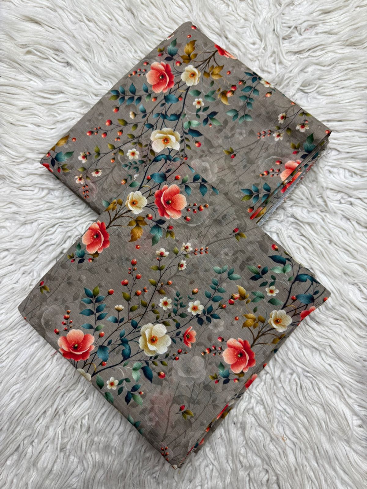 2Pc Sapphire Lawn Bana Dora Allover Unstitched Suit Vol-0131