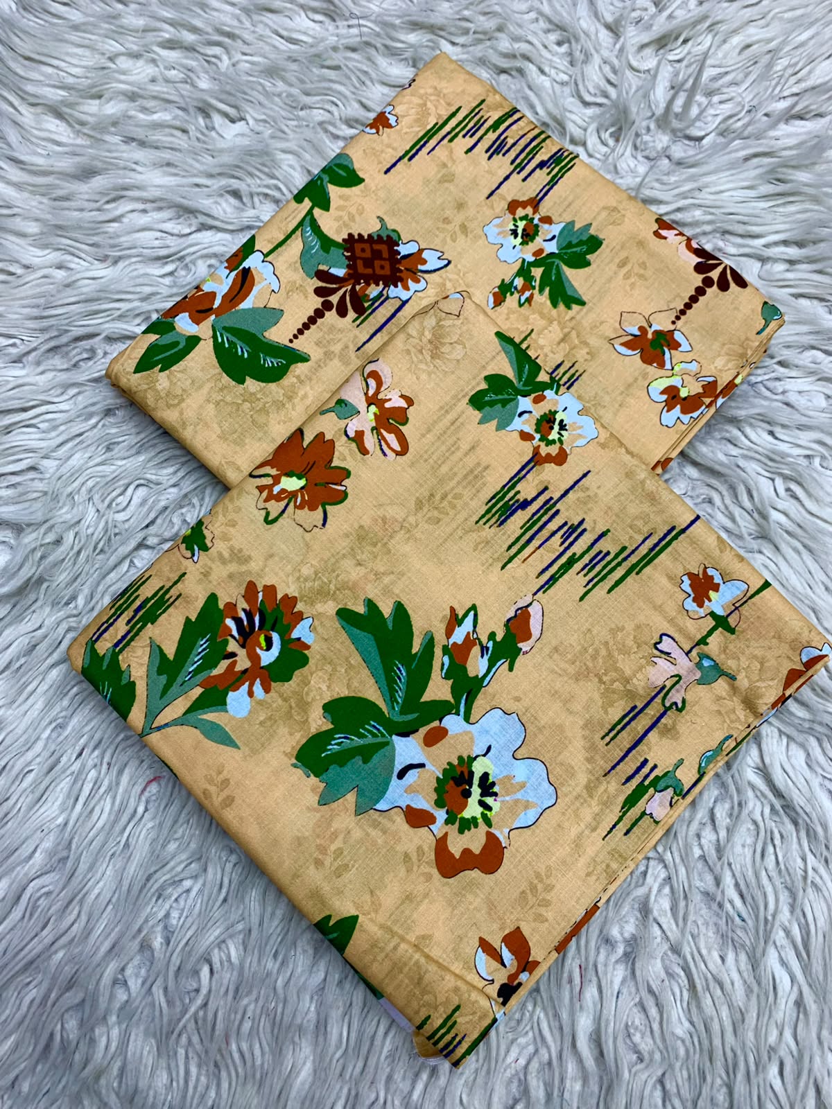 2Pc Same Printed Lawn 572