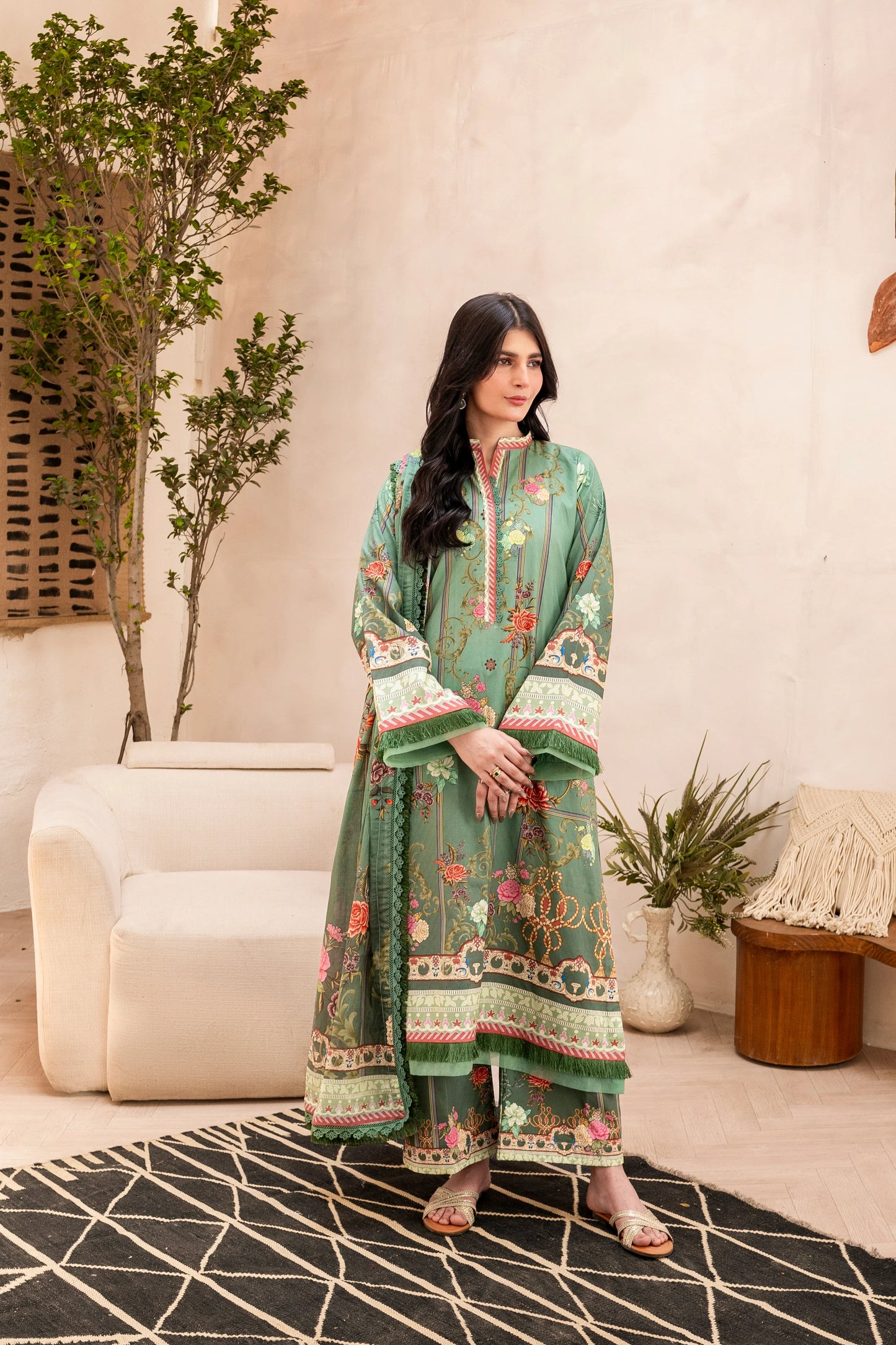 Firdous Kameez & Trouser - D134