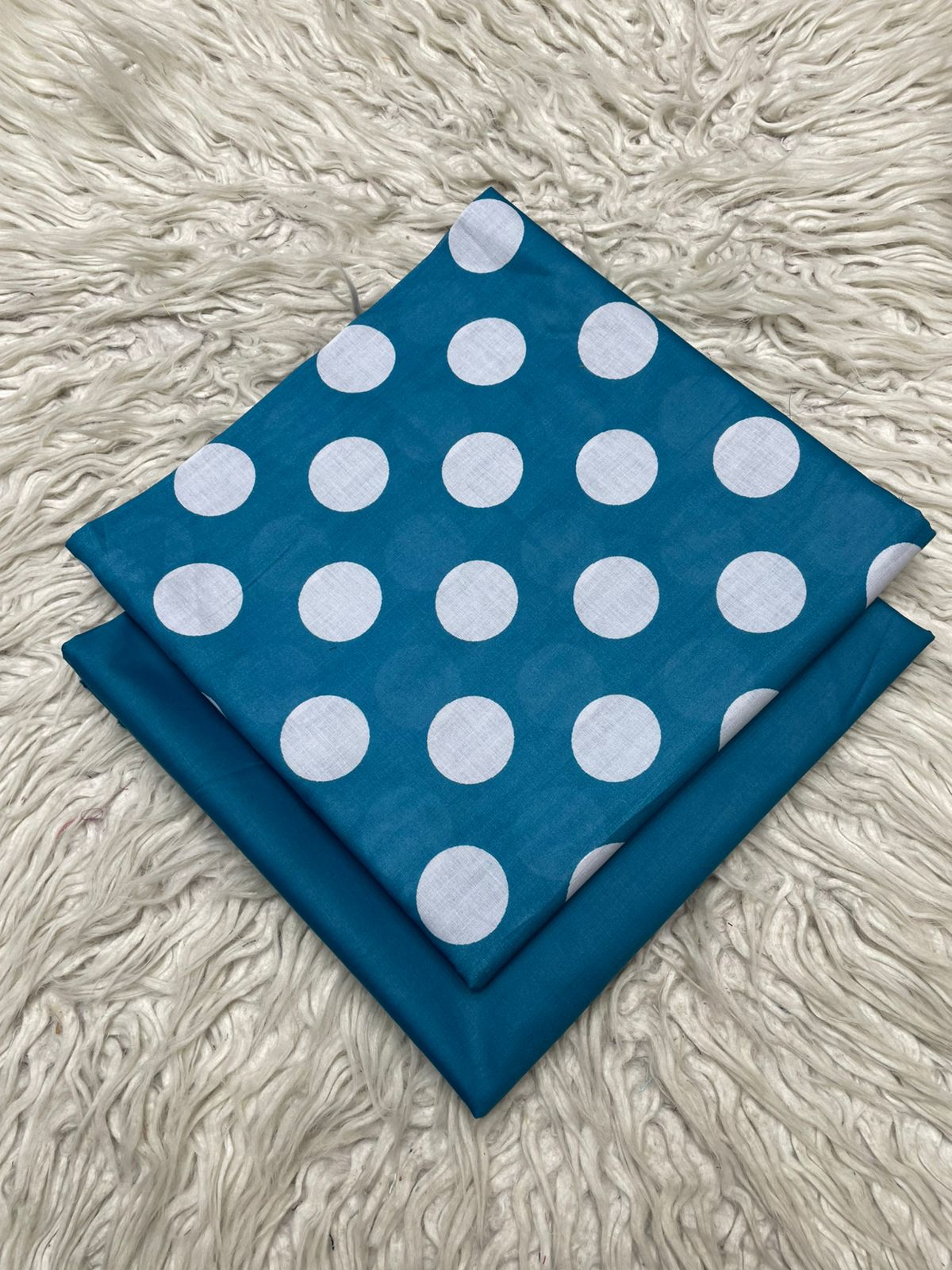 90x88 2Pc Bareeze Lawn Polka Dots Kameez & Dyed Trouser Printed Suit Vol-0208