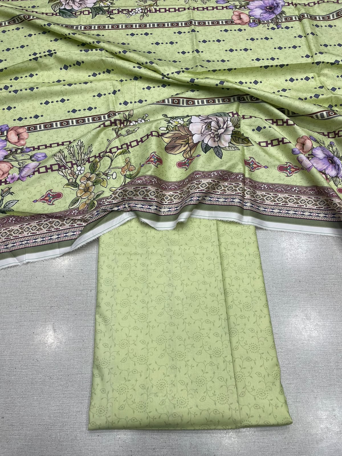 2Pc Staple Kameez & Dupatta Unstitched 63