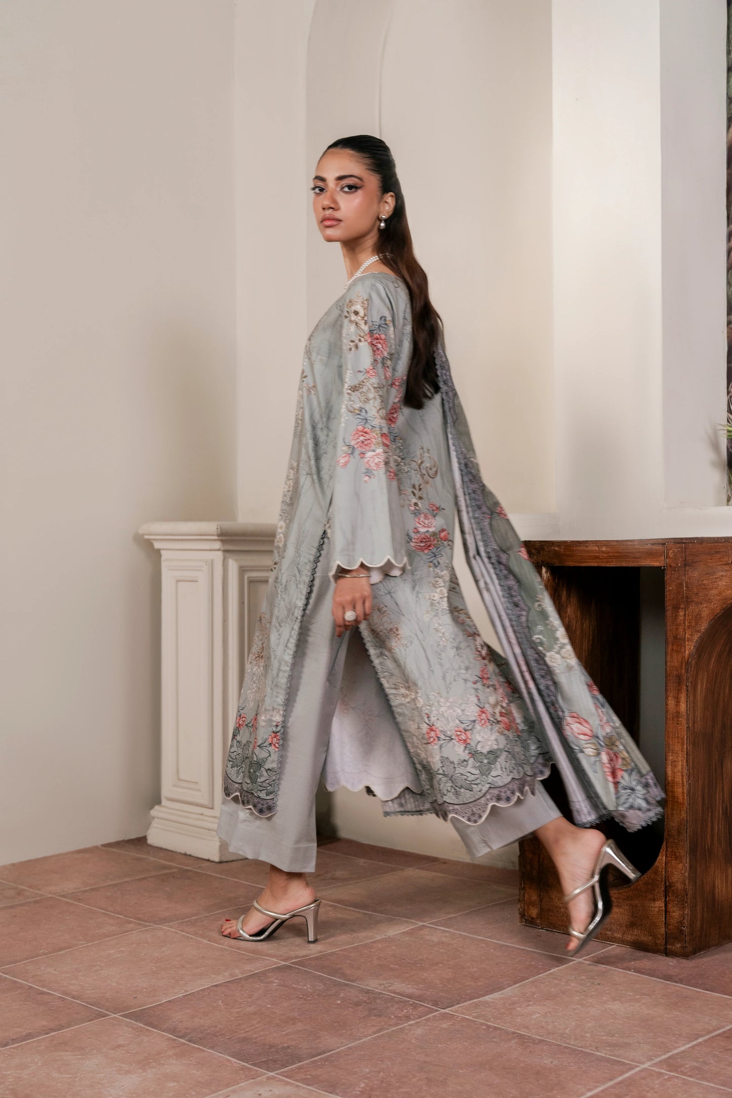 3Pc Firdous Cambric Printed Suit - D755