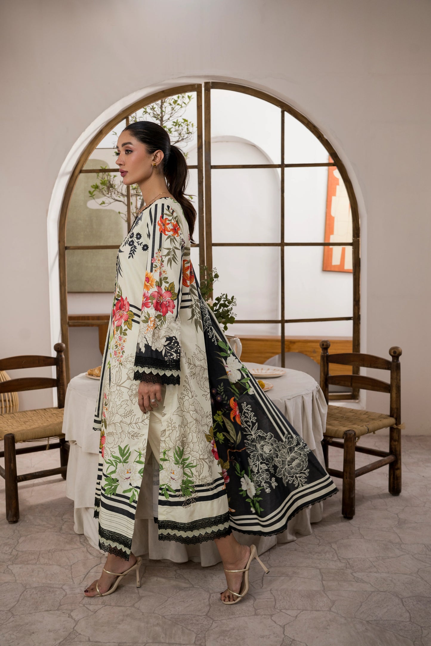 Firdous 2Pc Kameez & Trouser - D147