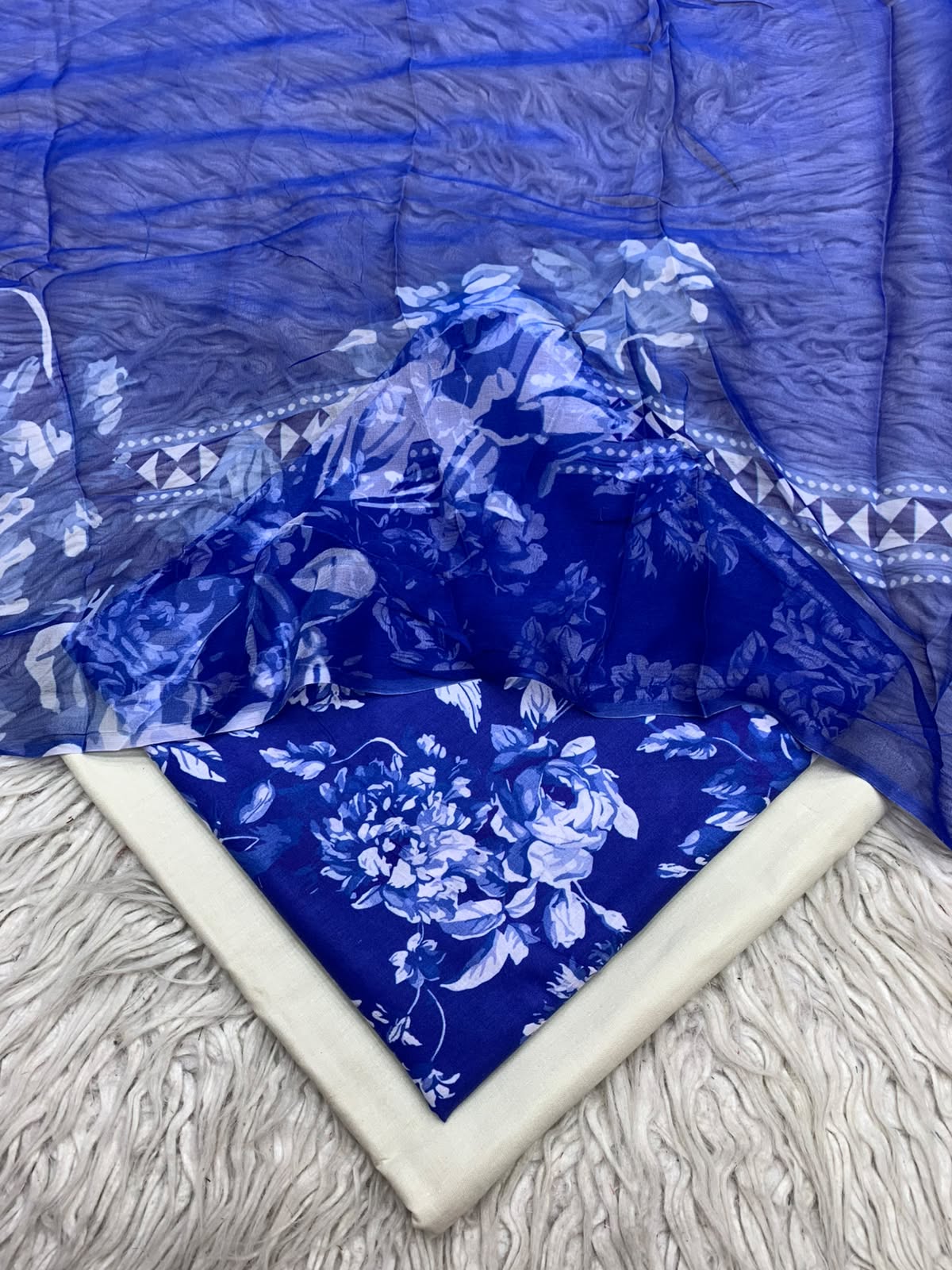 90x88 3Pc Premium Lawn Suit Vol-0020