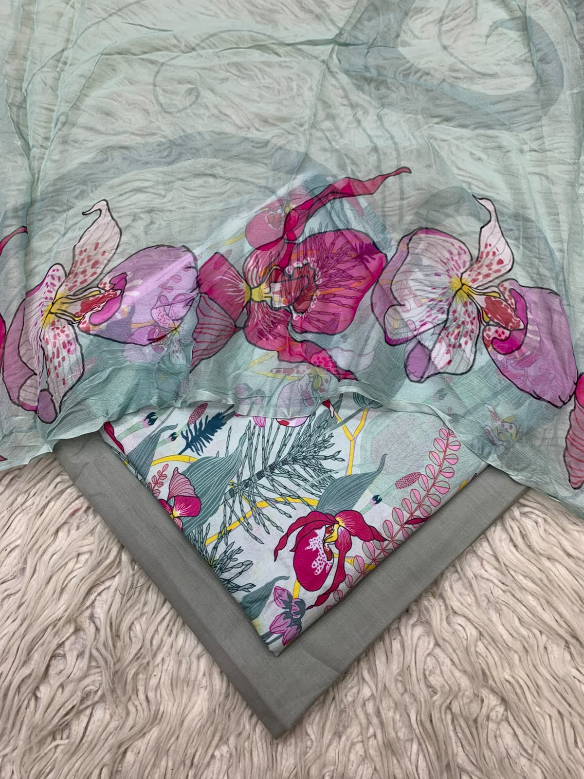 90x88 3Pc Premium Lawn Suit Vol-0020