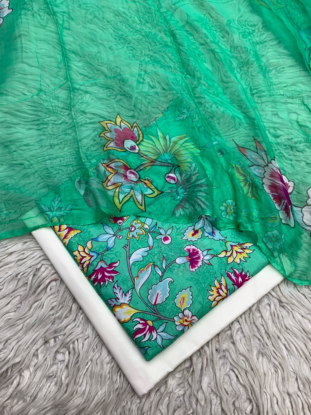 90x88 3Pc Premium Lawn Suit Vol-0020