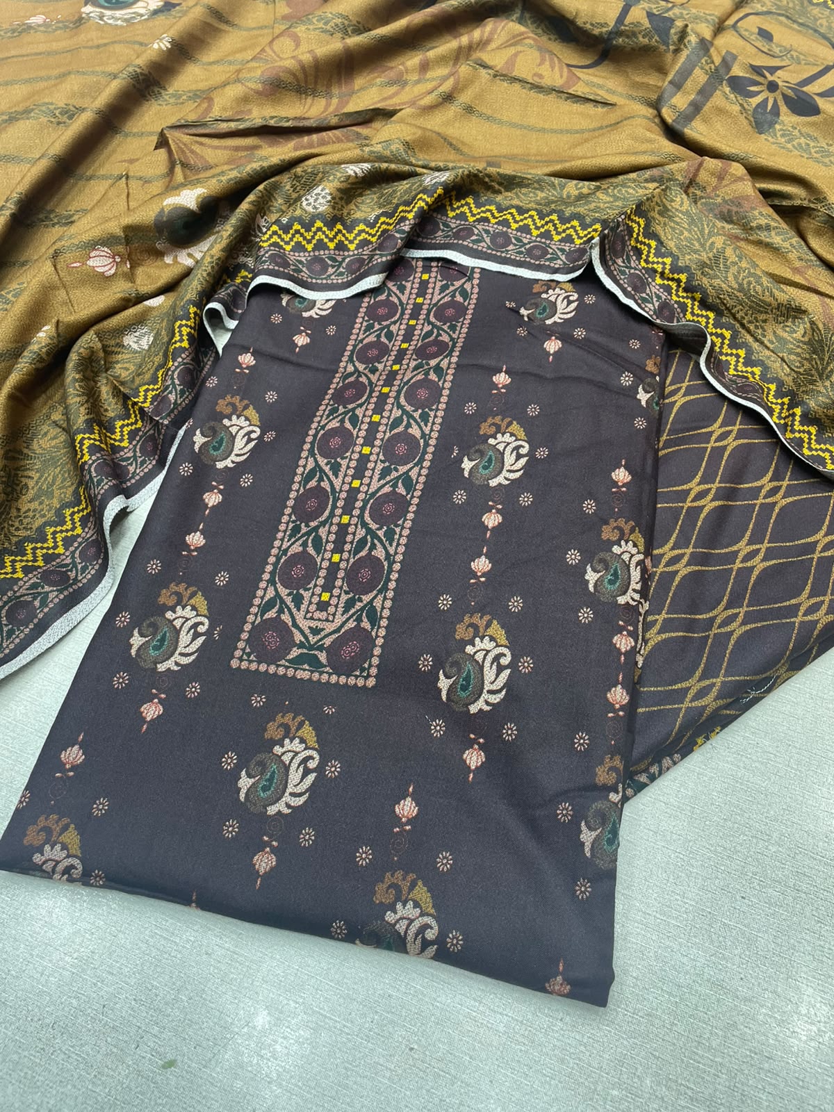 3Pc Sapphire Dhanak Unstitched Suit 0157