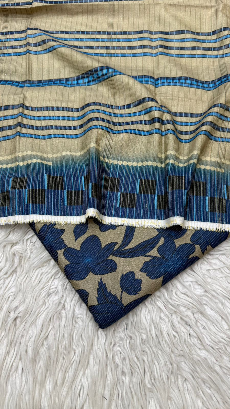 3Pc Chamki Khaddar Unstitched Suit Vol-0132