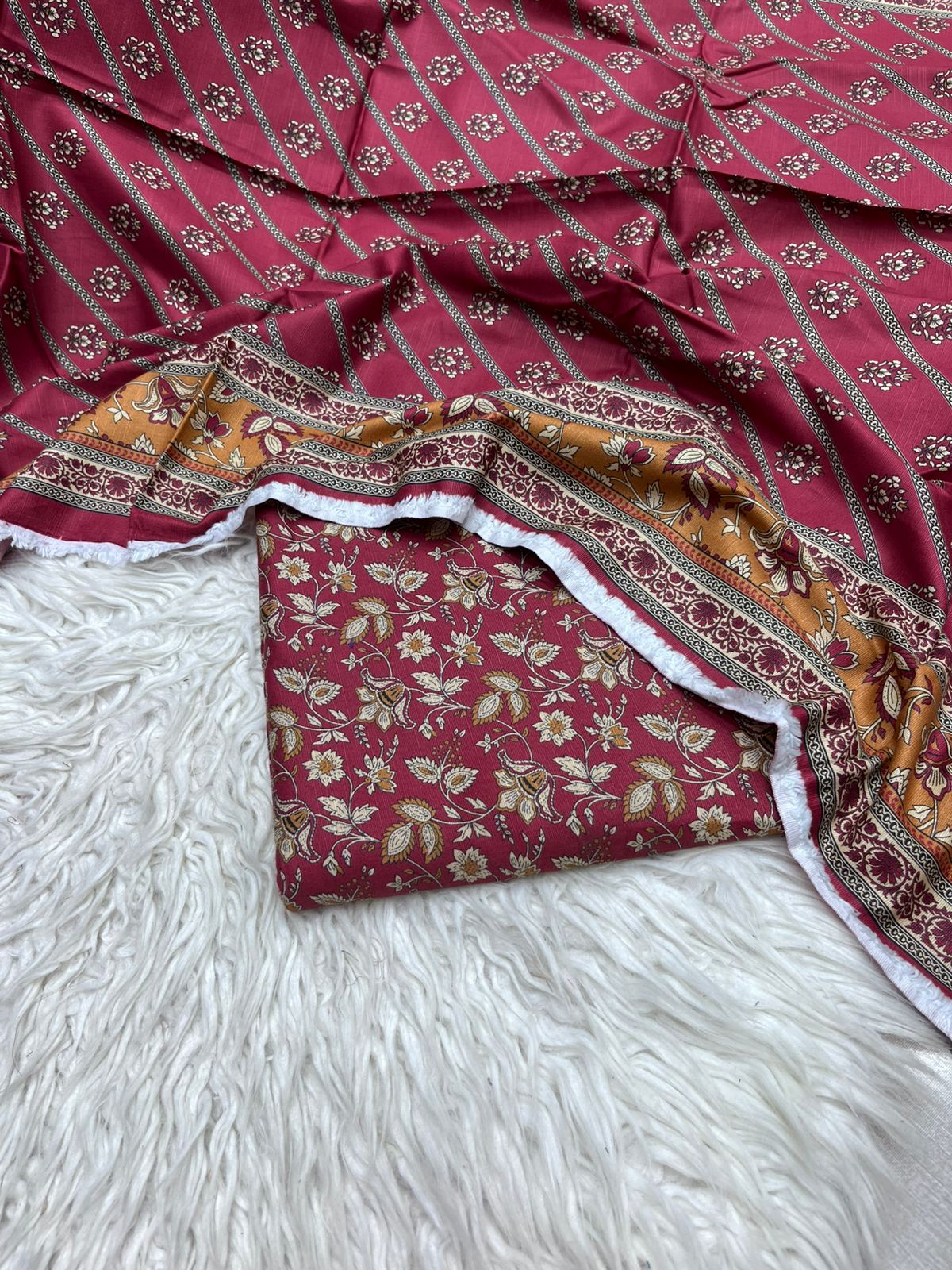 3Pc Slub Khaddar Allover Suit - 0076