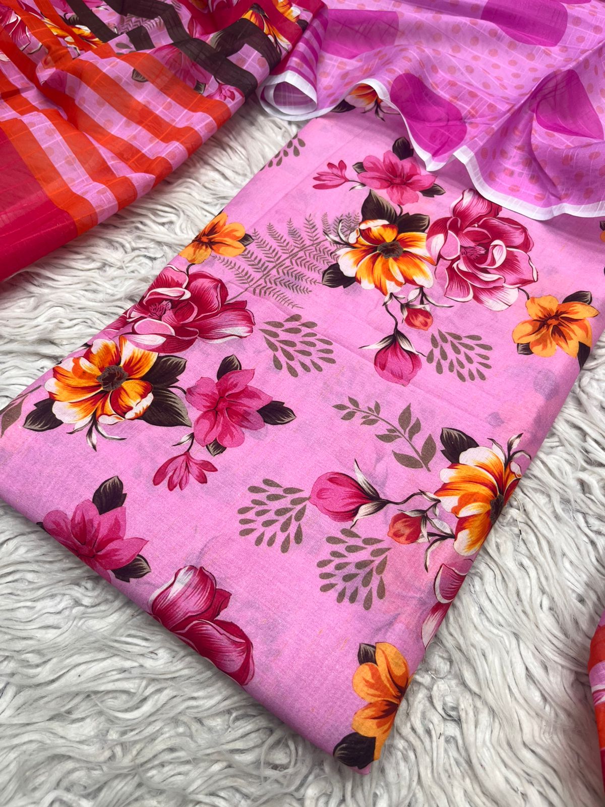 3Pc Chamki Lawn By Jazmin Unstich Suit 3221