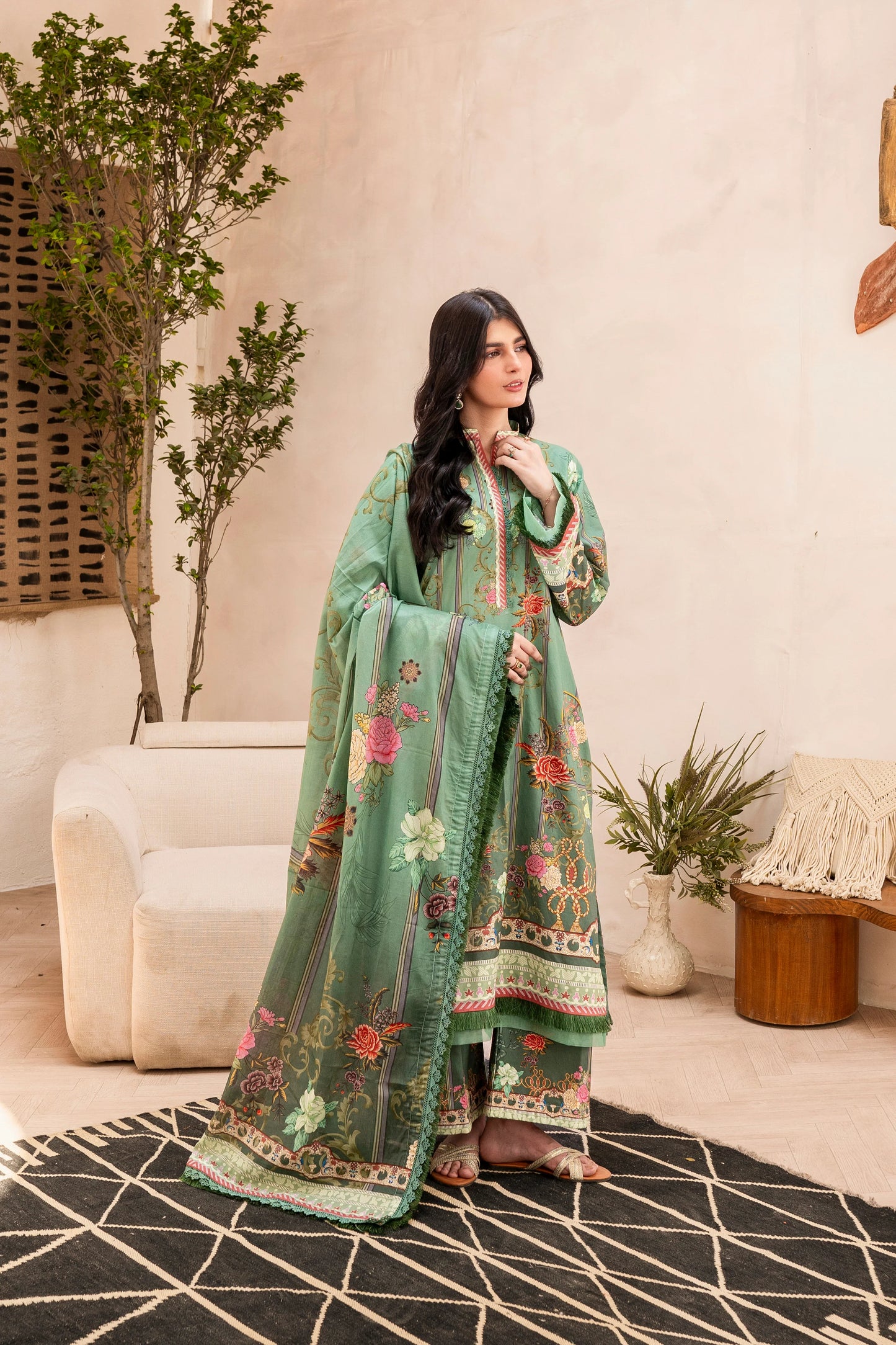 Firdous Kameez & Trouser - D134
