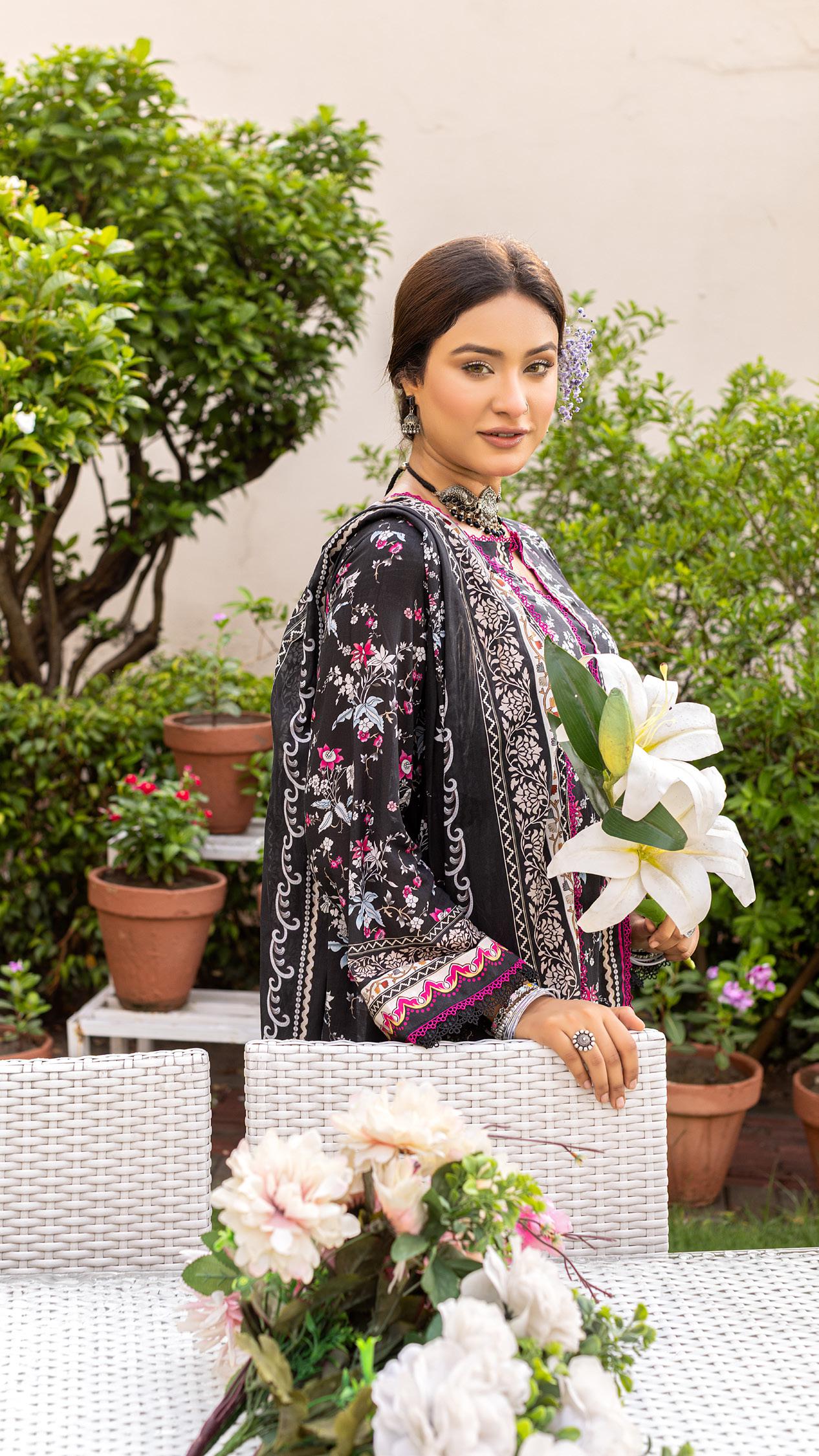 Noura - Printed - Lawn - 3pc - D102