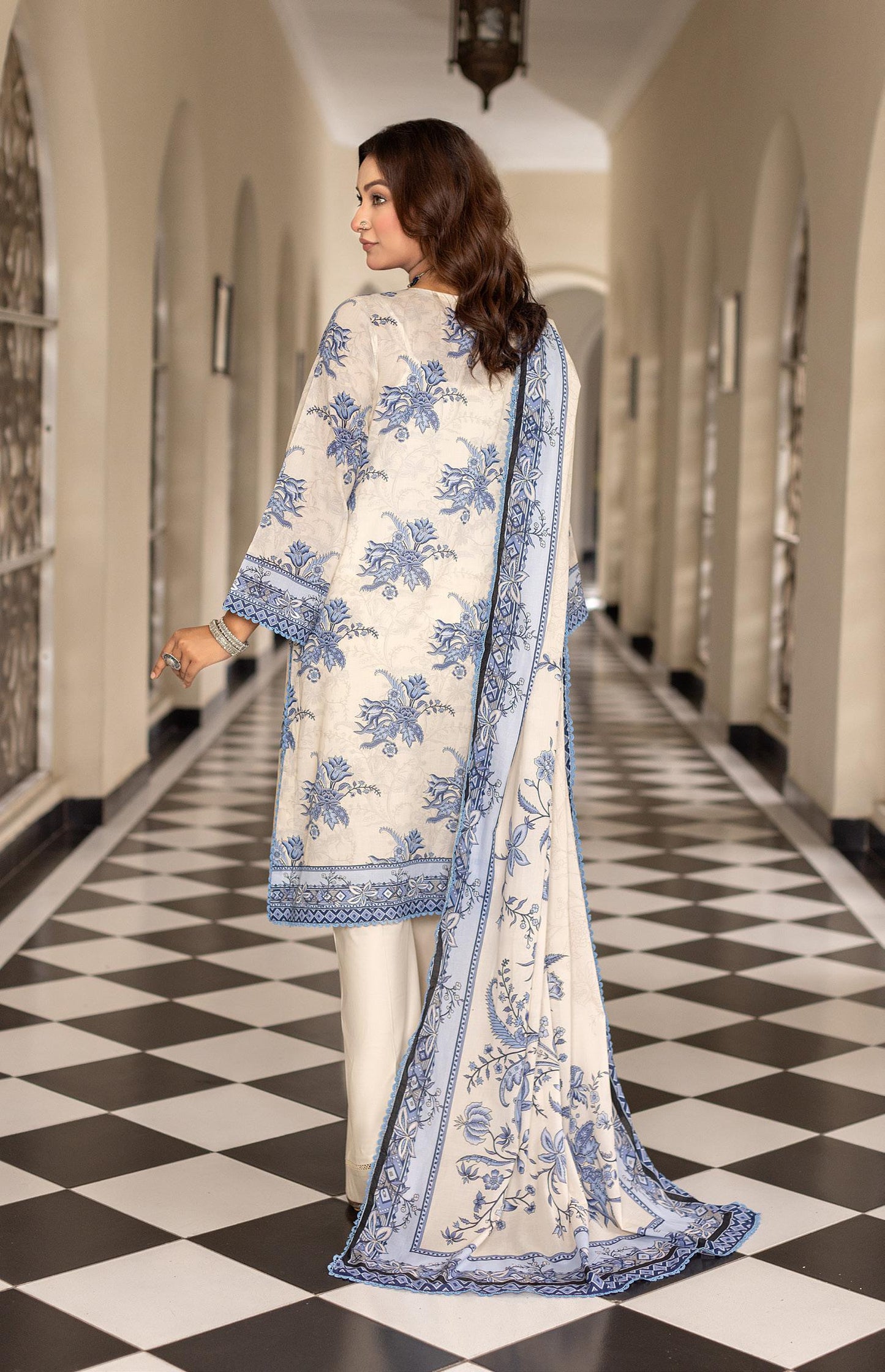 Noura 2Pc Kameez & Trouser - D108