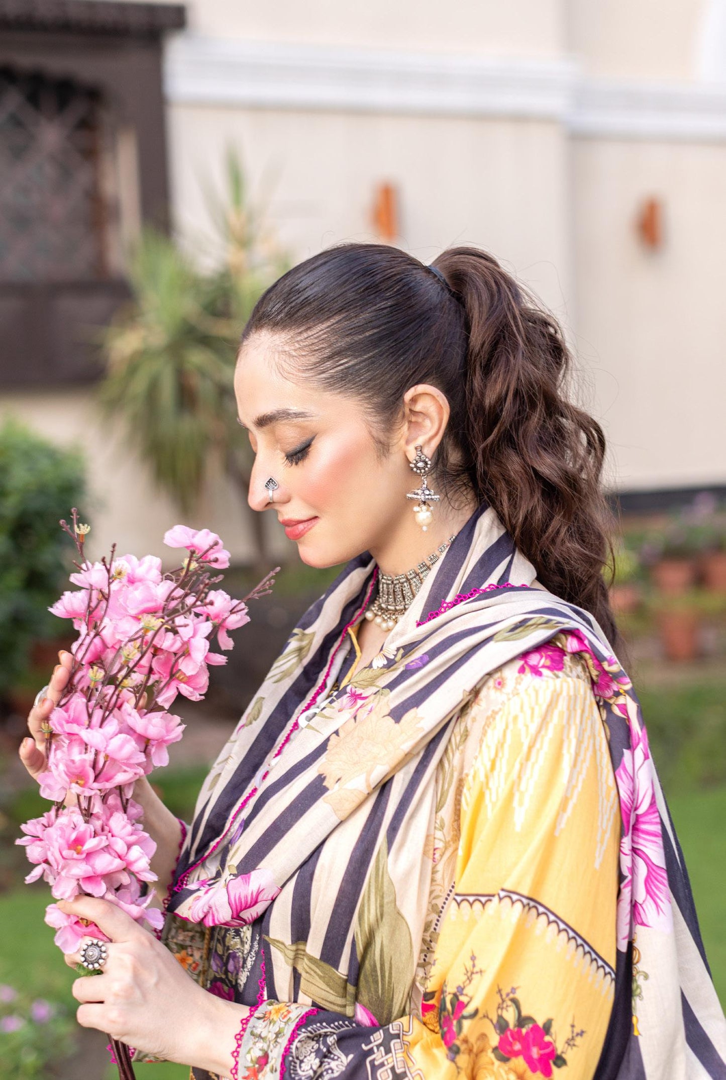 Noura - Printed - Lawn - 3pc - D110