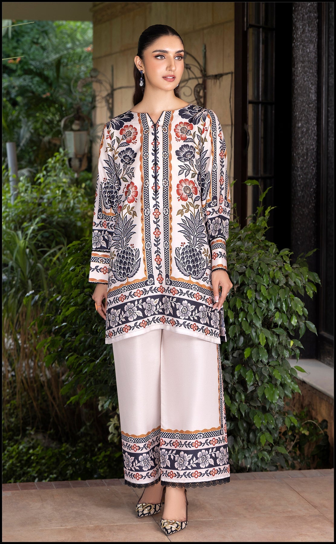 2Pc Lawn – AhmadShafayTextile