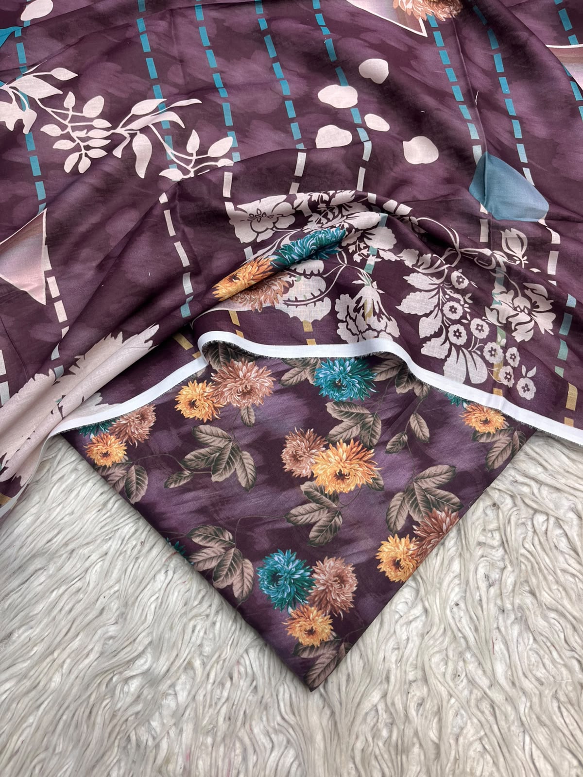 3Pc Same Digital Printed Lawn Suit 15
