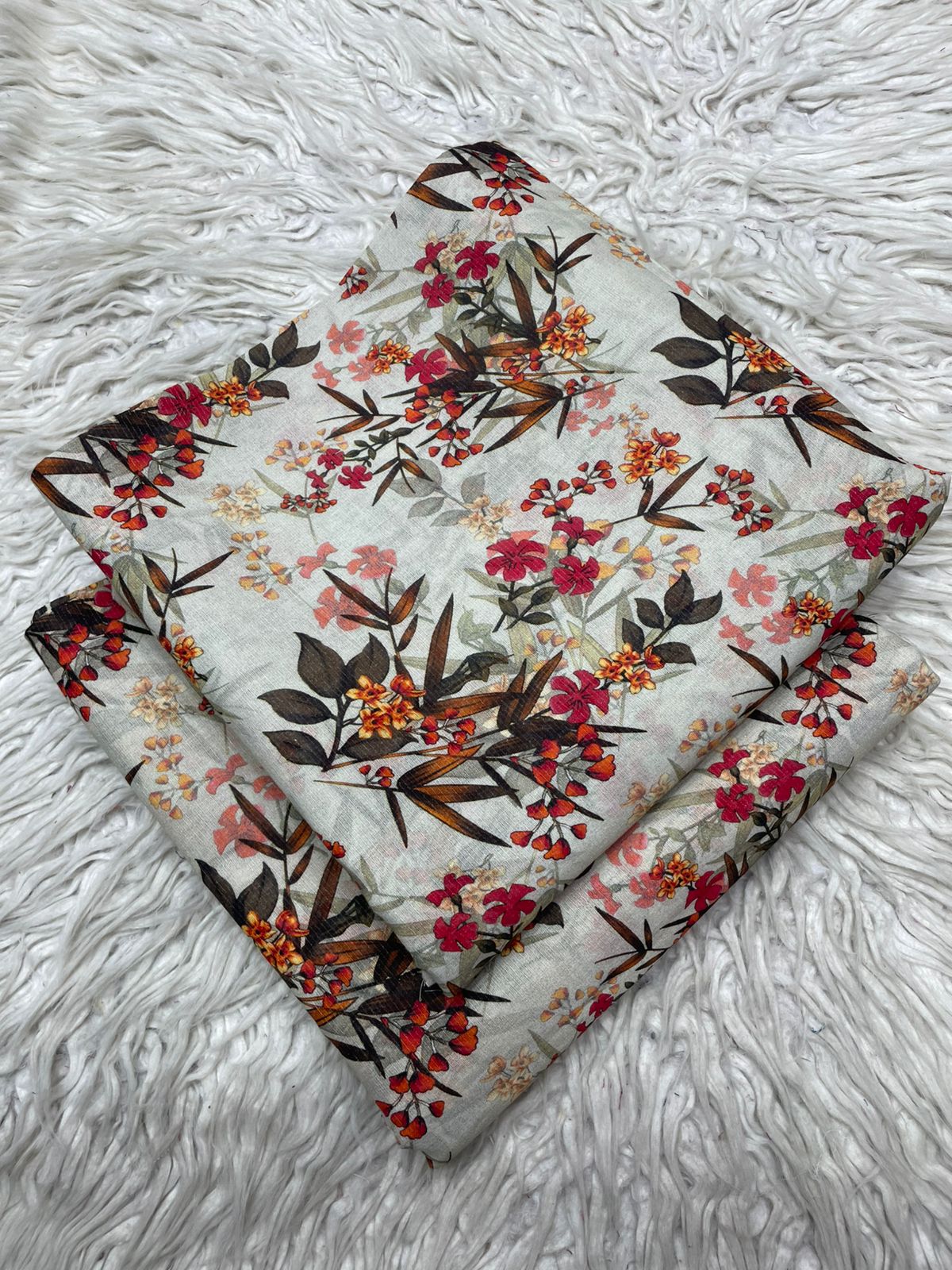 2Pc Silvery Lawn Digital Printed Suit 544