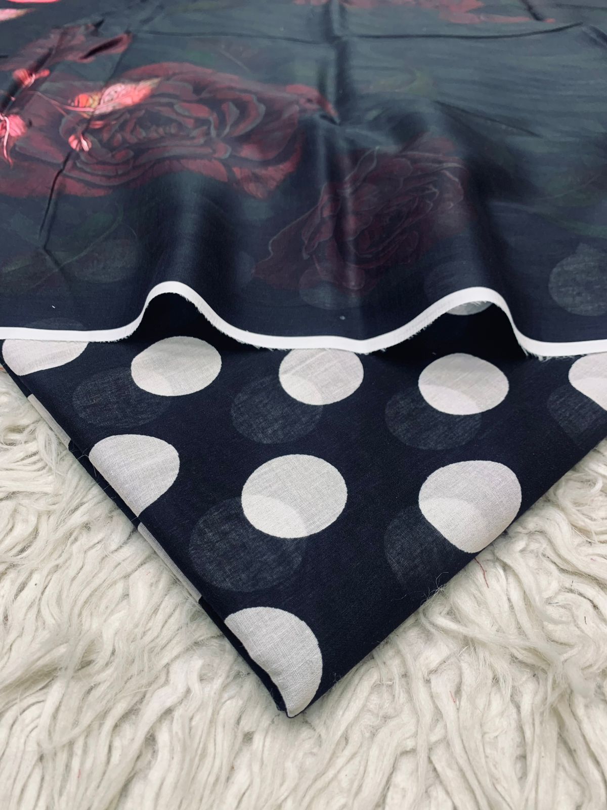 2Pc Bin Saeed Lawn Polka Dots Kameez & Dupatta Printed Suit  Vol-0220