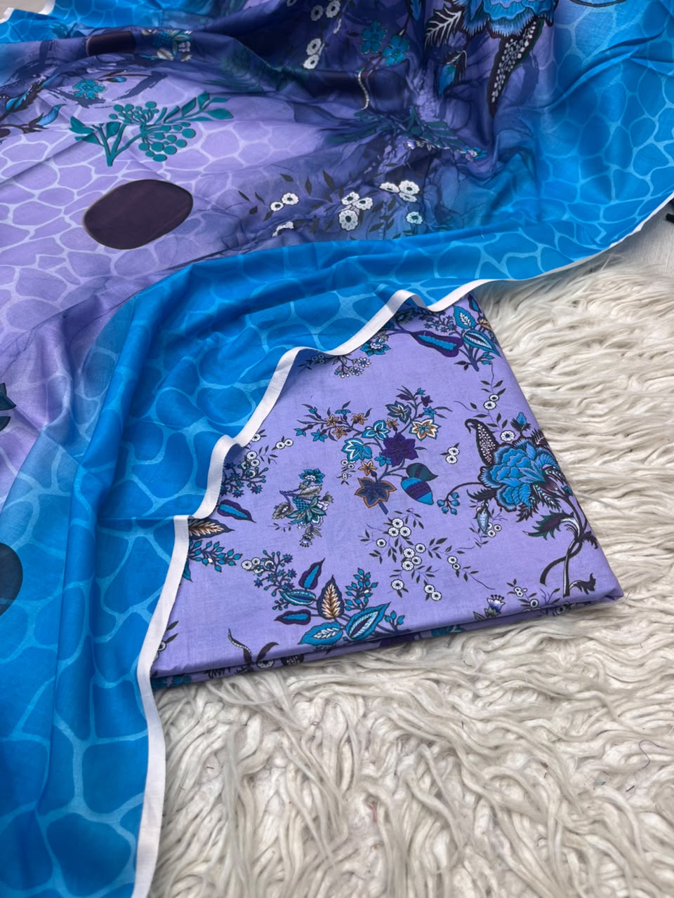 3Pc Same Digital Printed Lawn Suit 15