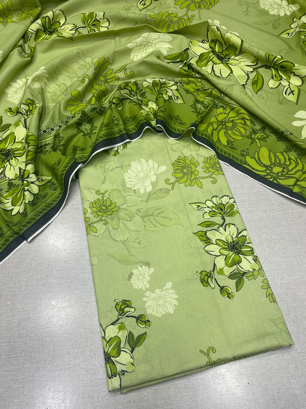 2Pc Karandi Kameez & Dupatta Unstitched Suit 66
