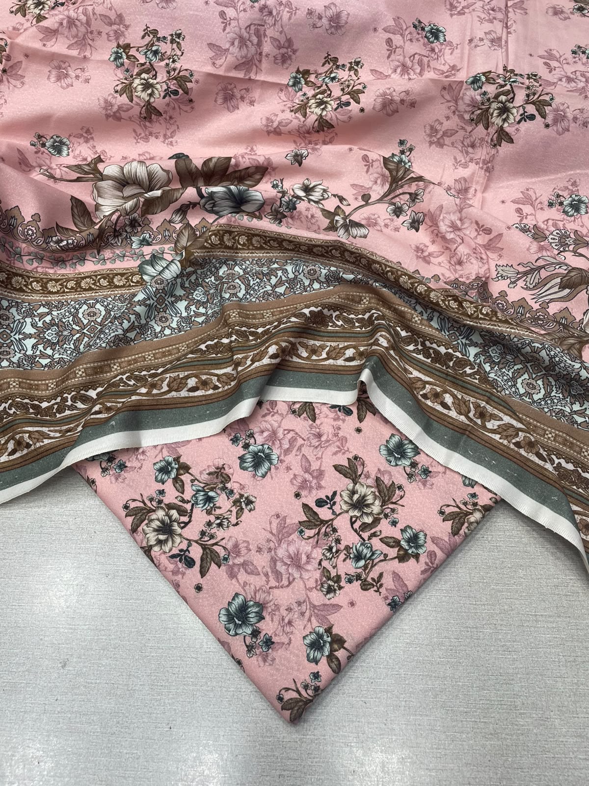 2Pc Karandi Kameez & Dupatta Suits 65
