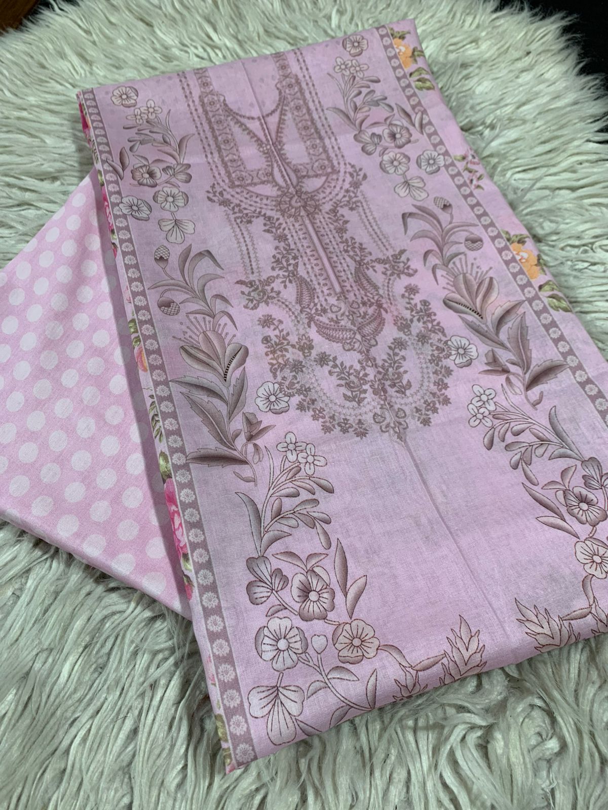 2Pc Lawn Digital Printed Suit 3235