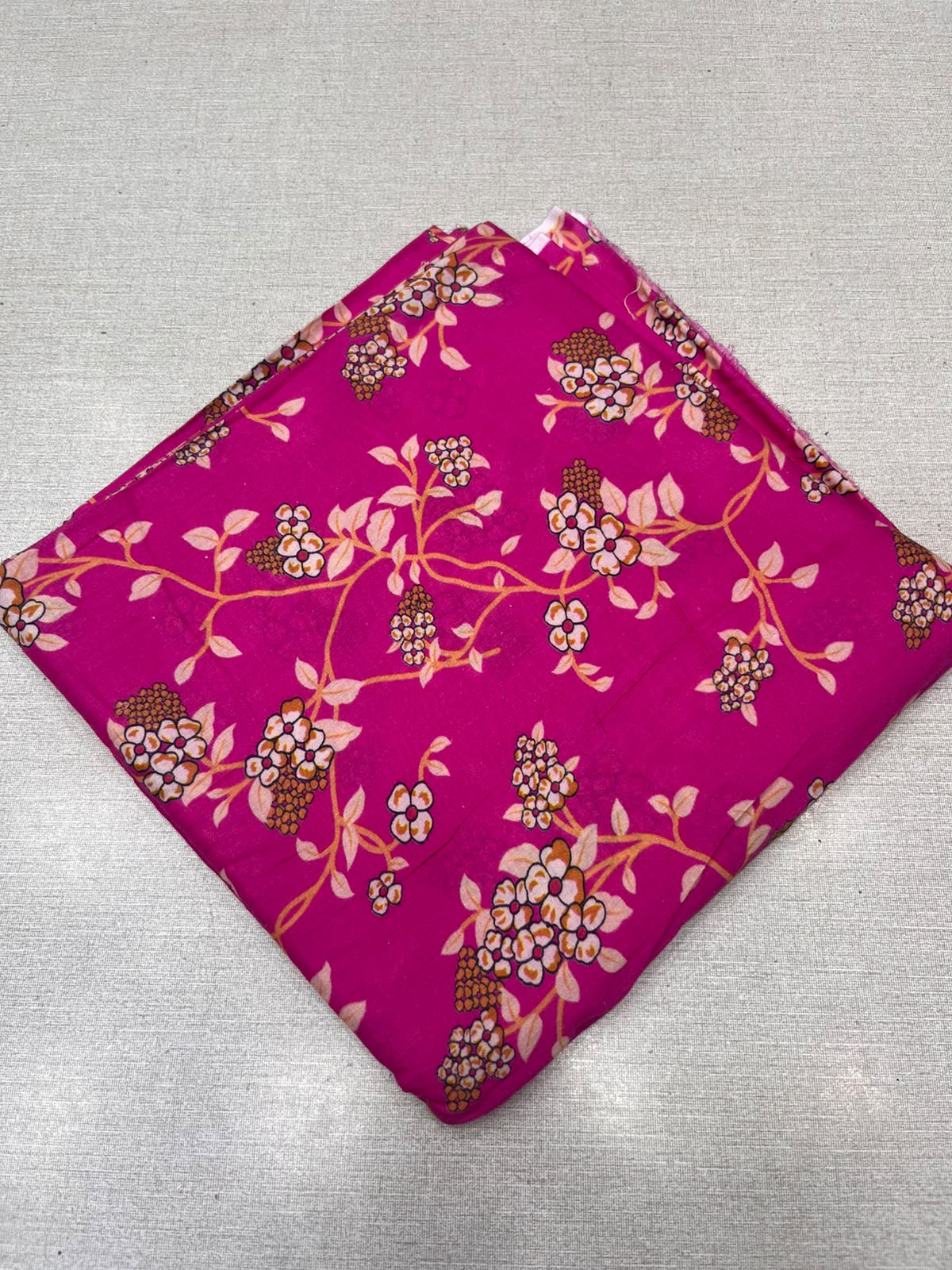 2Pc Same Printed Lawn Unstitched Suit 40732
