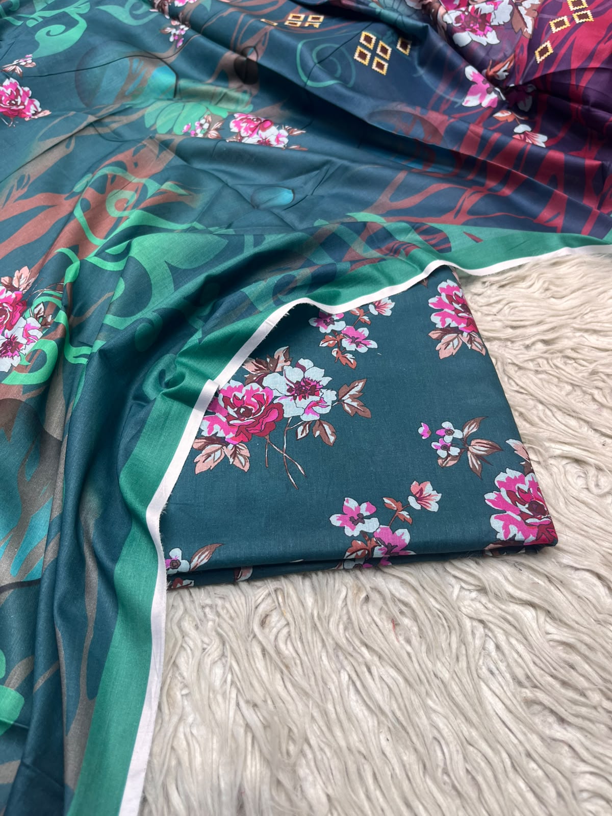3Pc Same Digital Printed Lawn Suit 15