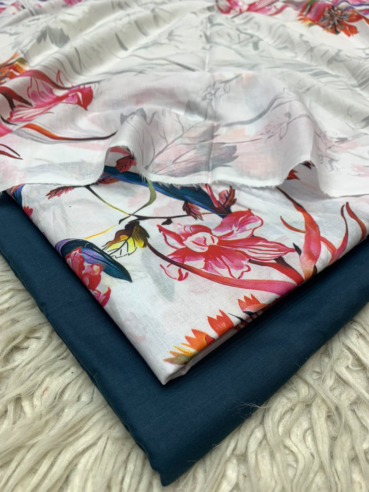 90x88 3Pc Premium Lawn Suit Vol-0020