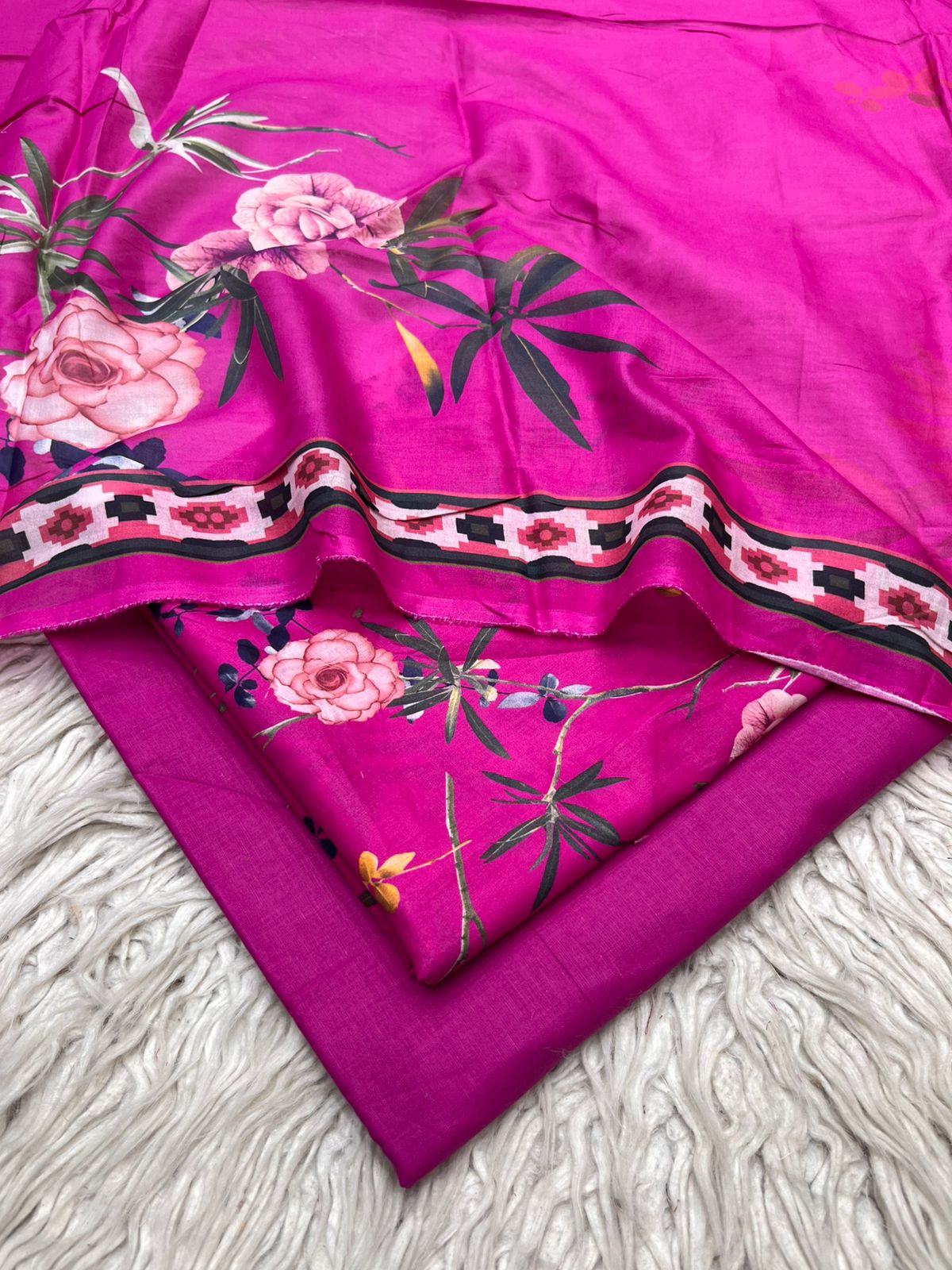 90x88 Lawn 3Pc Printed Suit Vol-0020