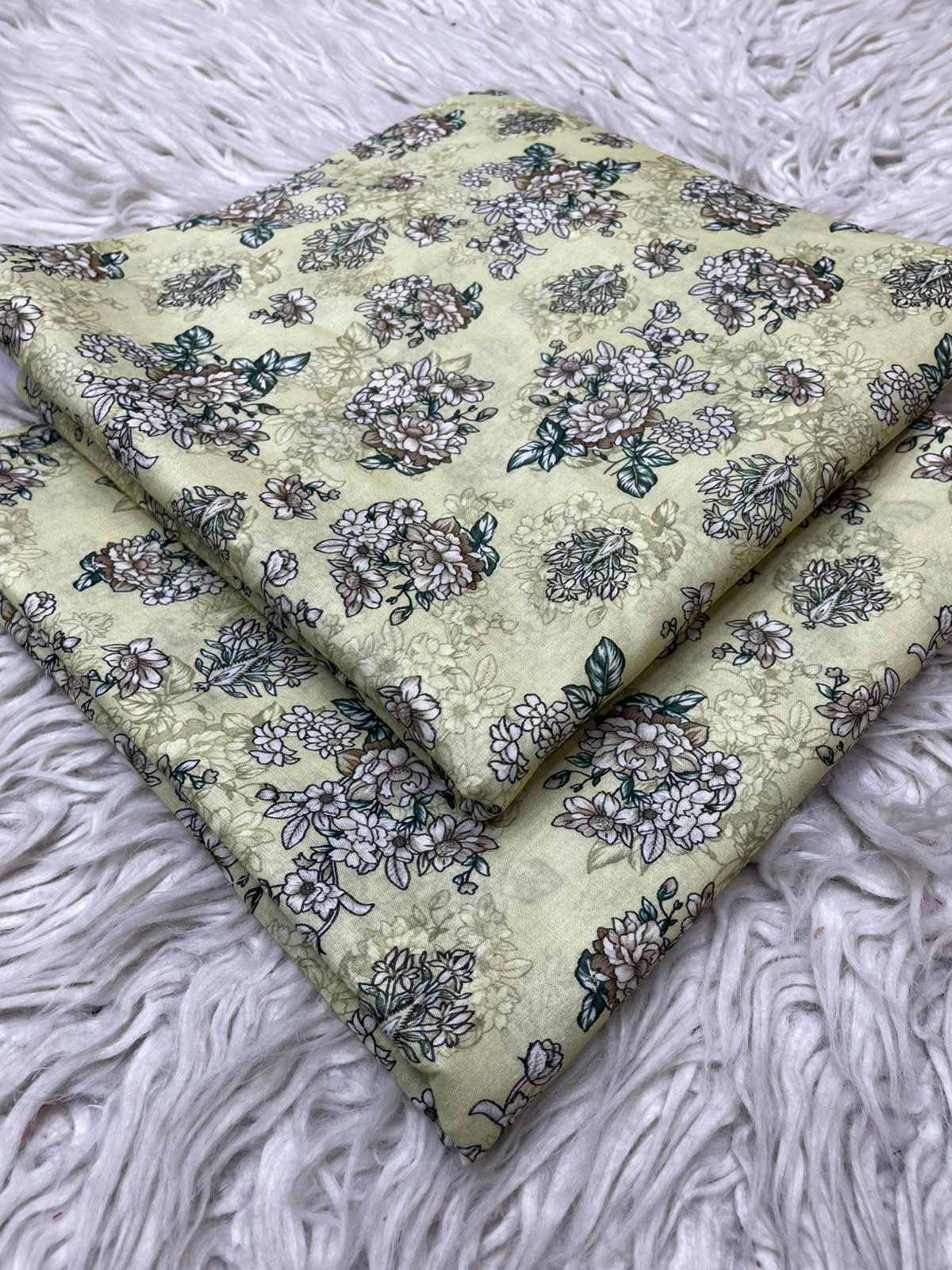 2Pc Same Printed Lawn Suit 495